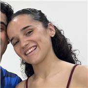 Soy una profesora con previa experiencia en enseñanza de ciencias y lenguas para chicos y chicas de la ESO.